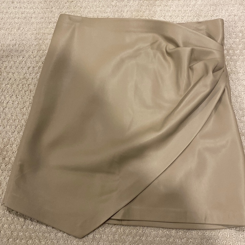 Mango mini skirt